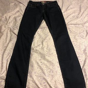 Vintage Lucky Brand Sophia Skinny Dark Blue Jeans in mostly new condition (2010)